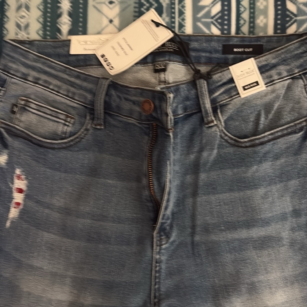 New Judy Blue Boot Cut Jeans in Classic Blue - Picture 8 of 15